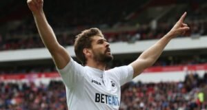 Fernando Llorente considering move to Chinese Super League FernandoLlorente