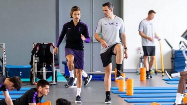 Harry-Winks Harry Winks