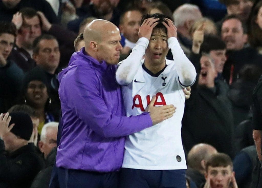 heung-min-son-in-tears-after-andre-gomes-is-stretchered-off-with-sickening-injury