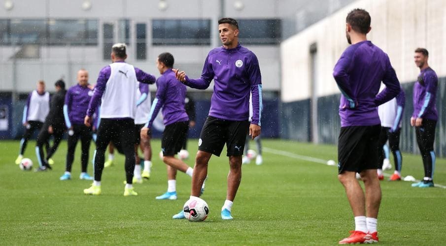 Joao-Cancelo-training-manchester-city