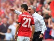 Jose Mourinho is a ‘beast with people who aren’t honest’ – Herrera Herrera-Mourinho-manchesterunited